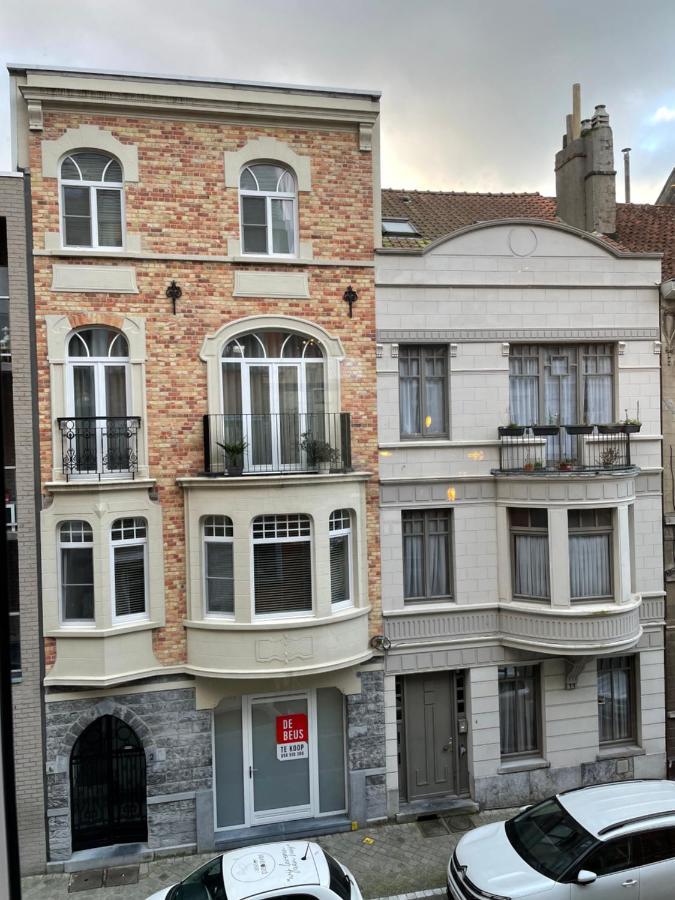Cabine Congé nieuw appartement dichtbij zee Oostende Buitenkant foto